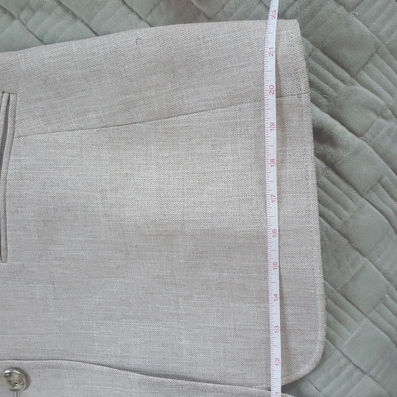 Beautiful womans blazer - Picture 9 of 11